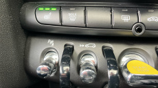 MINI Hatchback 135kW Cooper S Level 3 33kWh 3dr Auto Electric Hatchback